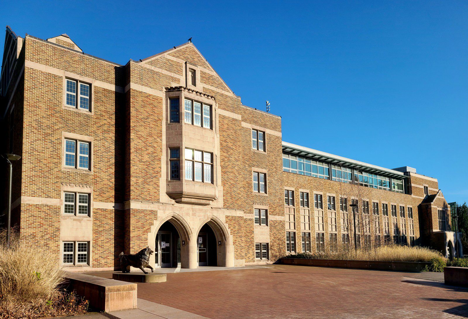 University of Washington HUB building